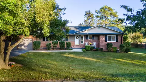 2440 Inverness Dr NW, Cleveland, TN 37312