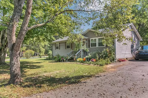 1100 Britton Springs Rd, Clarksville, TN 37042
