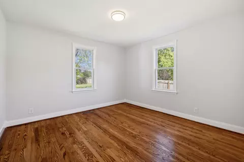 Bedroom - 204 E Hillcrest Dr, Springfield, TN 37172 photo 2 of 2