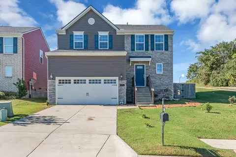 2900 Cherry Point Ln, Columbia, TN 38401