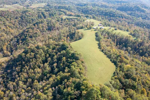 655 Dyer Cemetery Rd, Bloomington Springs, TN 38545