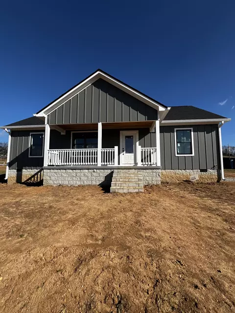 9696 Campbellsville Rd, Pulaski, TN 38478