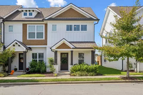 1517 57th Ave N, Nashville, TN 37209