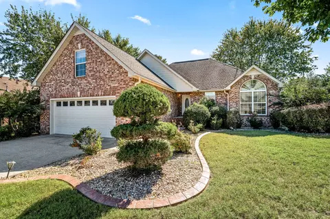 2708 Comer Dr, Murfreesboro, TN 37128