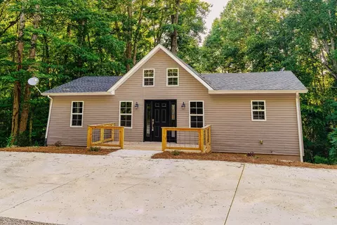60 Old Awalt Rd, Tullahoma, TN 37388