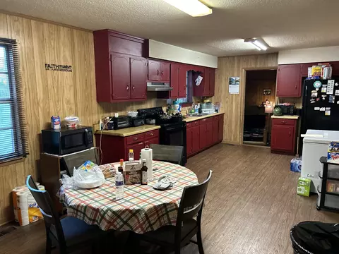 Kitchen - 1850 Patrick Rd, Pulaski, TN 38478 photo 1 of 1