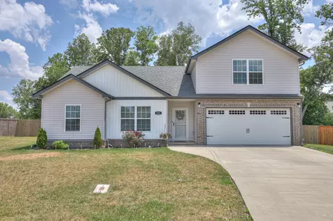 525 Burgess Ct, Clarksville, TN 37042