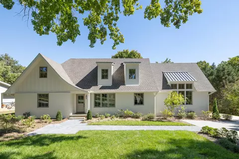 449 Rochelle Dr, Nashville, TN 37220