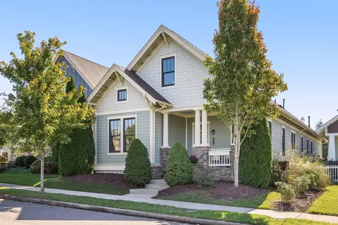 1045 Rochelle Ave, Thompsons Station, TN 37179