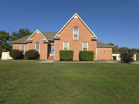 3234 Park Hill Rd, Murfreesboro, TN 37129
