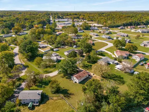 View/Area - 116 Edgefield Cir, Dickson, TN 37055 photo 4 of 4