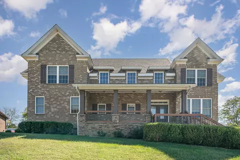 1547 Hunt Club Blvd, Gallatin, TN 37066