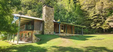 1743 Trace Creek Rd, Hohenwald, TN 38462