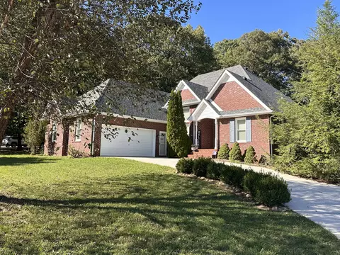 568 Beckridge Rd, Mcminnville, TN 37110