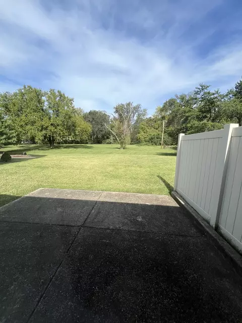 Exterior - 110 Westview Dr, Spring Hill, TN 37174 photo 3 of 4