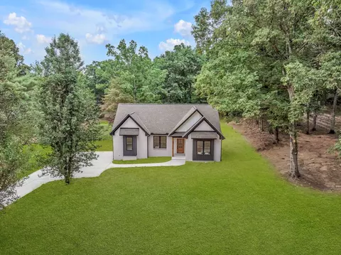 103 Brazzell Ave, Dickson, TN 37055