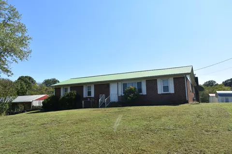 60 Trousdale Ferry Pike, Gordonsville, TN 38563