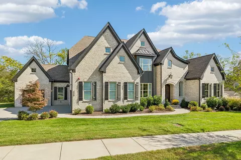220 Bishops Gate Dr, Franklin, TN 37064