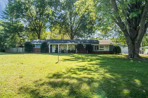 103 Burrus Ave, Hendersonville, TN 37075