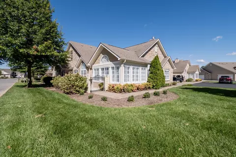 2227 Bridgeway St, Murfreesboro, TN 37128