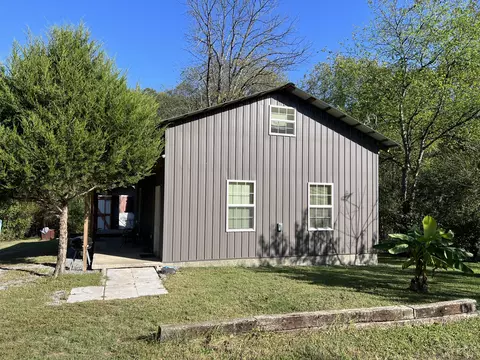 436 N Murray St, Gainesboro, TN 38562