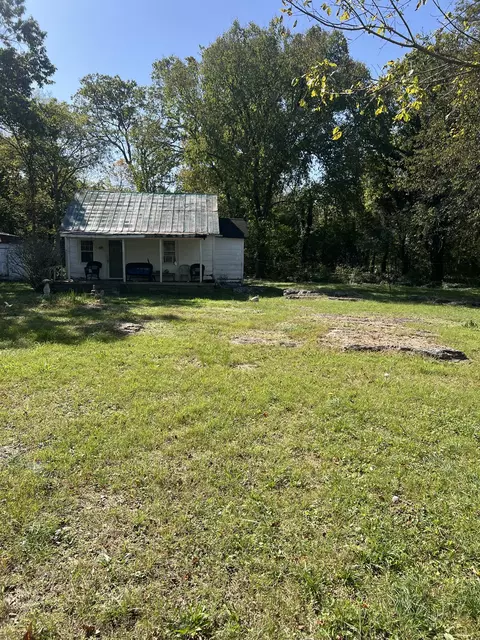 3902 Woodbury Pike, Murfreesboro, TN 37127