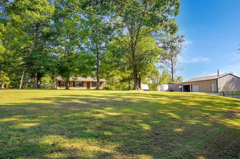 419 Freeman Fielder Rd, Stewart, TN 37175