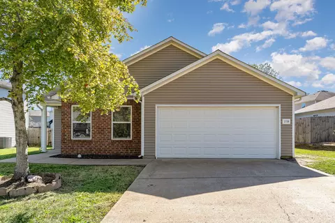 2738 Sutherland Dr, Thompsons Station, TN 37179