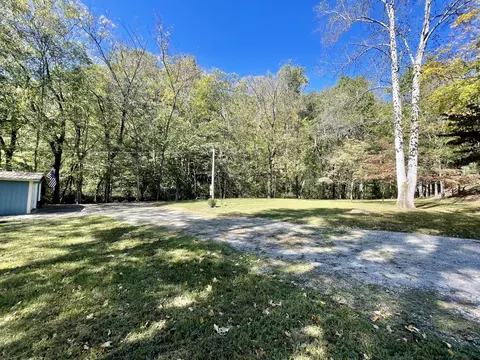 255 Francis Ferry Rd, Mcminnville, TN 37110