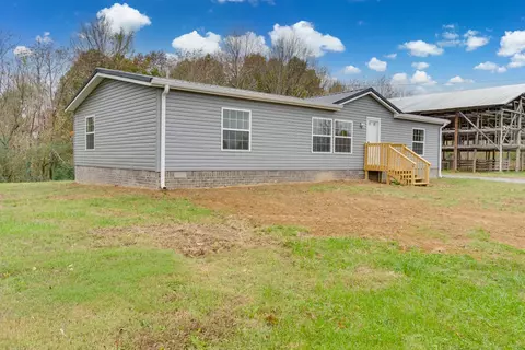 270 Cave Hollow Rd, Lafayette, TN 37083