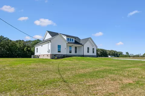 83 Loss Crouch Rd, Morrison, TN 37357 photo 3
