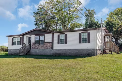 404 Judkins Ln N, Smithville, TN 37166