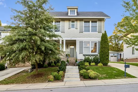 1022 Benelli Park Ct, Franklin, TN 37064