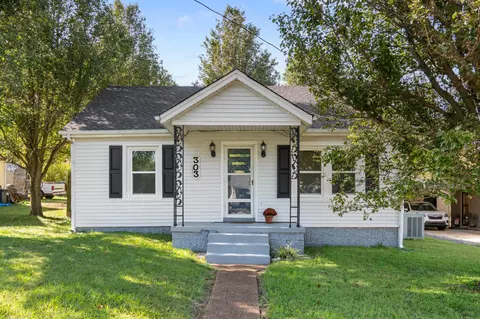 303 Lawrence St, Mount Pleasant, TN 38474