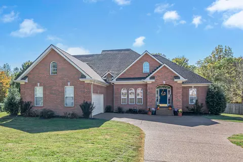 304 Lexington Dr, Lebanon, TN 37087