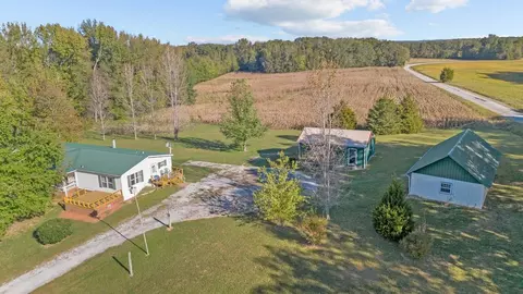 2164 Cedar Grove Rd, Big Sandy, TN 38221