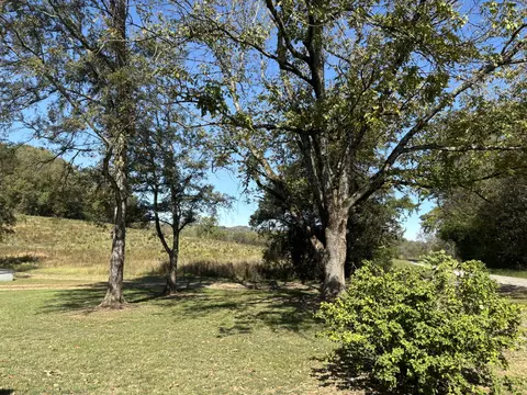 Exterior - 1893 Briar Patch Rd, Prospect, TN 38477 photo 9 of 13