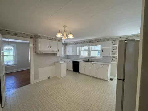 Kitchen - 1893 Briar Patch Rd, Prospect, TN 38477 photo 1 of 3