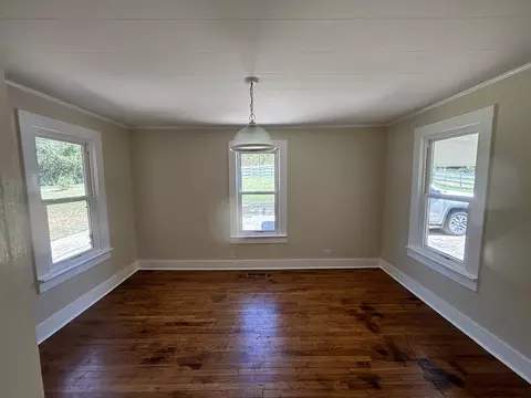 Living - 1893 Briar Patch Rd, Prospect, TN 38477 photo 3 of 3