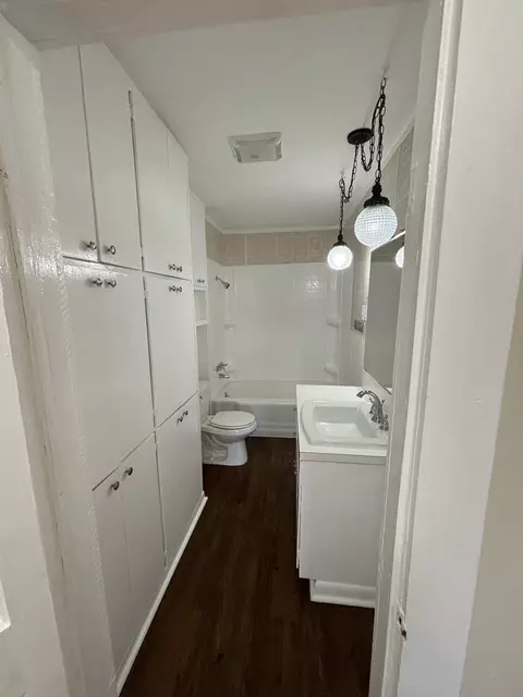 Bath - 1893 Briar Patch Rd, Prospect, TN 38477 photo 1 of 1