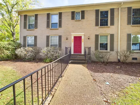 1011 Murfreesboro Rd #L4, Franklin, TN 37064