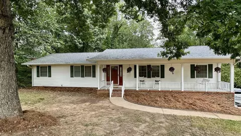 696 Smitherman Rd, Ringgold, GA 30736