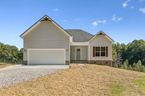 523 Hog Back Ridge Rd, Bethpage, TN 37022