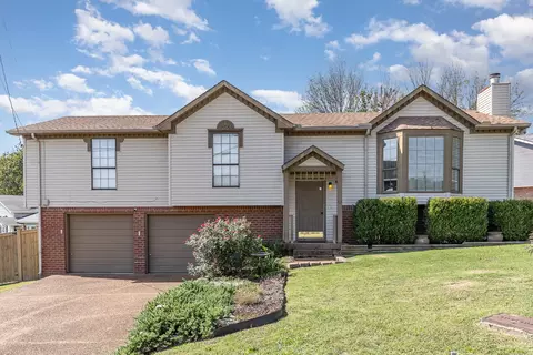 3037 Goodwin Dr, Nashville, TN 37217