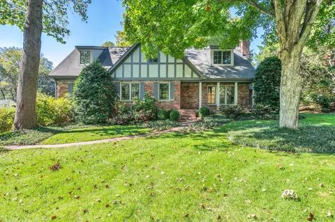 3703 Hilldale Dr, Nashville, TN 37215