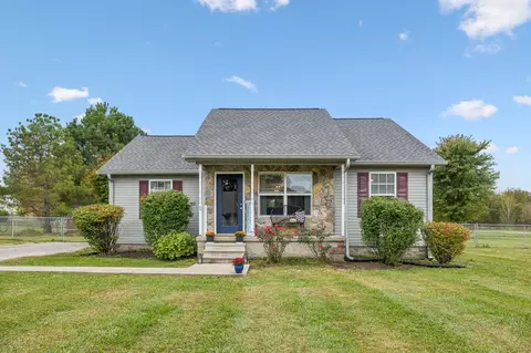 9 Callie Ln, Gordonsville, TN 38563