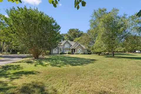 2540 Antrim Cir, Columbia, TN 38401