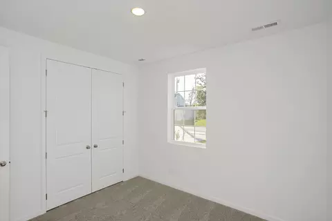 Bedroom - 604 Maple Bend Noble, Dickson, TN 37055 photo 2 of 12
