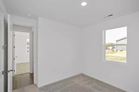 Bedroom - 604 Maple Bend Noble, Dickson, TN 37055 photo 7 of 12