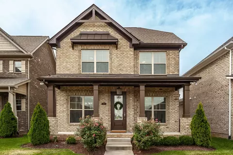 996 Paddock Park Cir, Gallatin, TN 37066